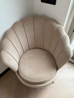 Stijlvolle fauteuil in schelpvorm, Huis en Inrichting, Fauteuils, Minder dan 75 cm, Ophalen of Verzenden, Zo goed als nieuw, Stof