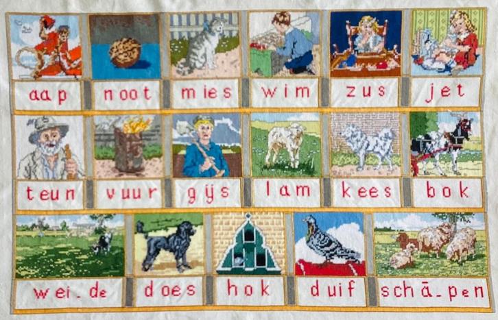 Borduurwerk, zijde, leesplankje, aap, noot, mies, vintage, Hobby en Vrije tijd, Borduren en Borduurmachines, Ophalen