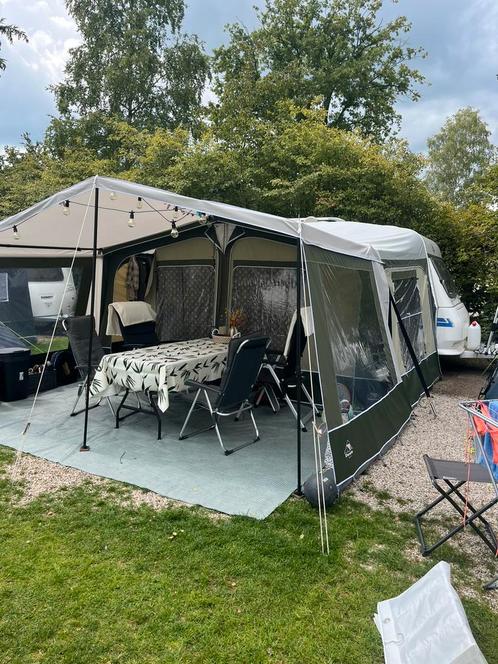 Nette Hobby de Luxe Easy 400 2002, Caravans en Kamperen, Caravans, Particulier, tot en met 4, 1000 - 1250 kg, Treinzit, Hobby