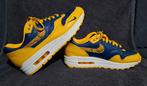 Nike Air Max 1 Geel/Blauw Slangenprint maat 39, Kleding | Heren, Schoenen, Ophalen of Verzenden, Zo goed als nieuw, Blauw