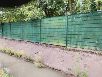75 Meter Gebruikt Draadmat Hekwerk 200cm Hoog Groen  beschikbaar voor biedingen