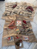 7 jute zakken en wat Sint-accessoires, Diversen, Sinterklaas, Ophalen of Verzenden, Zo goed als nieuw