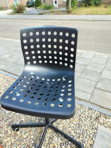 Bureaustoel Gratis beschikbaar voor biedingen