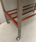 Audiotafel bijzettafel tv-meubel hout - vintage retro tafel, Huis en Inrichting, Kasten | Televisiemeubels, Ophalen, Minder dan 50 cm