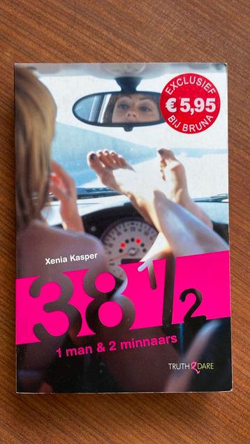 Xenia Kasper - 38 1/2 beschikbaar voor biedingen