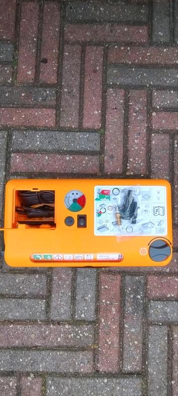 Gloednieuwe Auto Pomp - niet gebruikt  beschikbaar voor biedingen