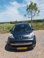 Peugeot 107 1.0 12V 5DR 2011 Grijs, Voorwielaandrijving, Metallic lak, Overige kleuren, 4 stoelen