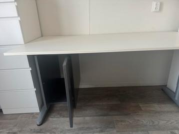 Ikea Galant stevige bureau - afbeelding 2