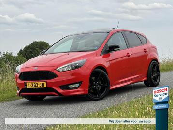Ford Focus 1.5 EcoBoost 150PK ST-Line / Pano / Stoelverwarmi beschikbaar voor biedingen