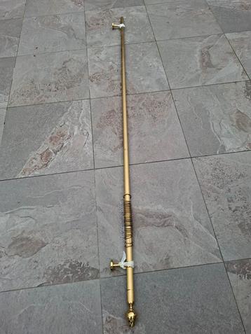 Messing Gordijnroede met ringen beschikbaar voor biedingen