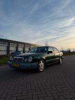 Mercedes-Benz E-Klasse 2.2 D E220 Avantgarde AUT Sedan, Auto's, Mercedes-Benz, 2155 cc, Diesel, Particulier, Sedan