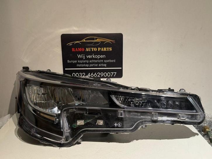 TOYOTA COROLLA E21 XII 18 KOPLAMP RECHTS FULL LED 81110-02S6, Auto-onderdelen, Verlichting, Toyota, Gebruikt, 3 maanden garantie