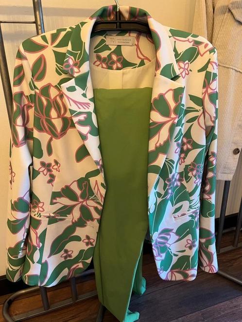 Compleet outfit slechts 1 x gedragen merk TQ Amsterdam  Trav, Kleding | Dames, Jasjes, Kostuums en Pakken, Zo goed als nieuw, Kostuum of Pak