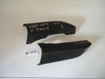 YBR125 2007 - 2011 Yamaha Cover Cover onder tank D1-13195 beschikbaar voor biedingen