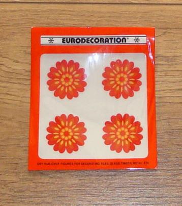 Retro decoratiestickers 4 rode bloemetjes tegels metaal enz. beschikbaar voor biedingen