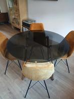 Eettafel met 4 stoelen - Glas en Metaal, Ophalen, Gebruikt, 100 tot 150 cm, Glas
