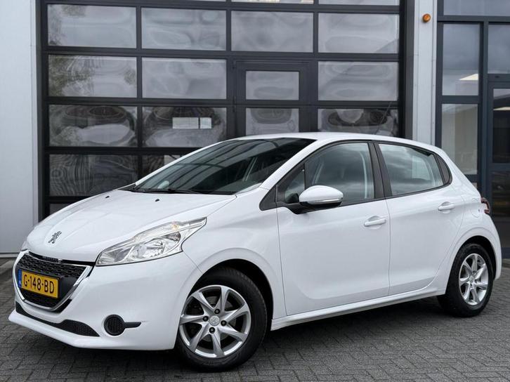 Peugeot 208 1.2 VTi Active 5D / Cruise / Airco / Bluetooth, Auto's, Peugeot, Bedrijf, Te koop, ABS, Airbags, Airconditioning, Alarm