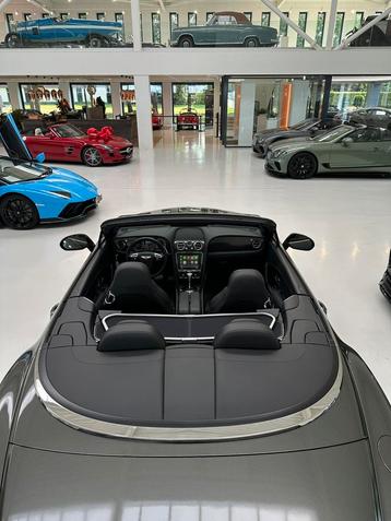 Bentley Apple CarPlay & Android Auto beschikbaar voor biedingen