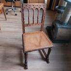 antieke stoel,  ongeveer 400 jaar oud, Antiek en Kunst, Antiek | Meubels | Stoelen en Banken, Ophalen of Verzenden