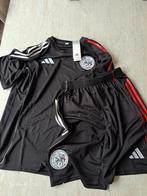Ajax trainings set (nieuw), Ophalen of Verzenden, Ajax, Voetbal, Rood