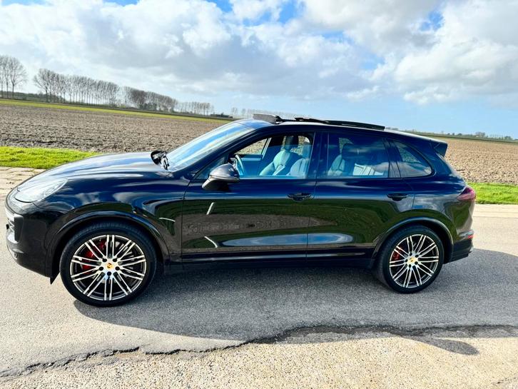 Porsche Cayenne 4.8 V8 520pk Turbo Tiptronic S 2014 Zwart, Auto's, Porsche, Particulier, Cayenne, Benzine, SUV of Terreinwagen