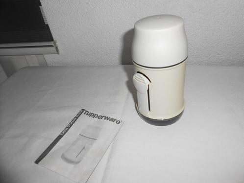 Tupperware Tafelrasp Wit NIEUW (harde kaas, nootmuskaat), Huis en Inrichting, Keuken | Tupperware, Nieuw, Overige typen, Wit, Ophalen of Verzenden