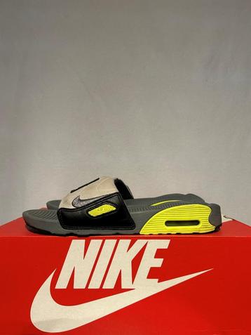 Maat 39 - Nike Air Max 90 Slide Smoke Grey Volt Black beschikbaar voor biedingen