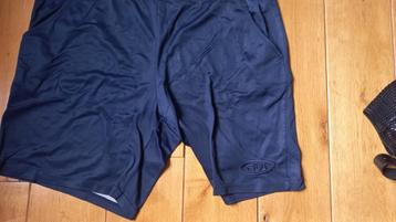 Fila shorts maat L - blauw beschikbaar voor biedingen