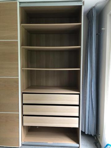IKEA PAX kledingkast 200x58x234cm, Bezorg-/montageoptie beschikbaar voor biedingen