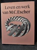 Leven en werk van Escher, Ophalen of Verzenden, Zo goed als nieuw, J.L. Locher e.a., Schilder- en Tekenkunst