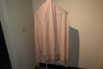 Marccain grote sjaal licht roze brede band met kant