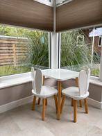 Petite Amelie Tafel en Stoeltjes Konijn, Kinderen en Baby's, Kinderkamer | Tafels en Stoelen, Ophalen of Verzenden, Zo goed als nieuw