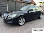 Volvo V60 1.6 T3 Momentum | Trekhaak |N.A.P. | Navi | incl b, Auto's, Voorwielaandrijving, Stof, Gebruikt, Zwart