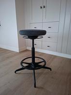 Ikea Lidkullen zit/sta kruk grijs zwart, Ophalen of Verzenden, In hoogte verstelbaar, Zo goed als nieuw, IJzer