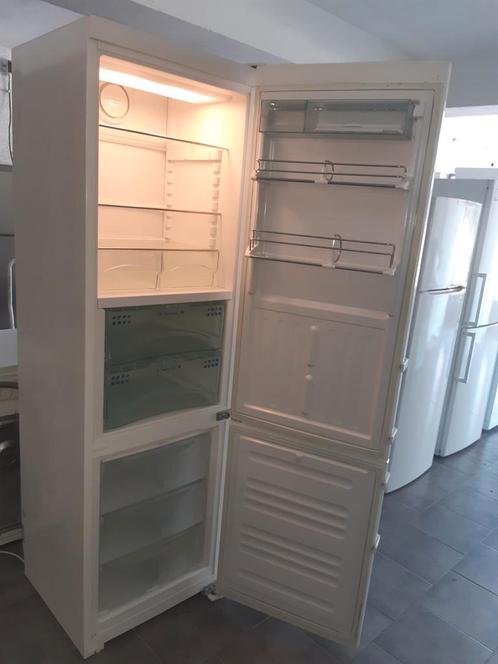 Liebherr koelvriescombinatie (No Frost) A++, Witgoed en Apparatuur, Koelkasten en IJskasten, Gebruikt, Met aparte vriezer, 200 liter of meer