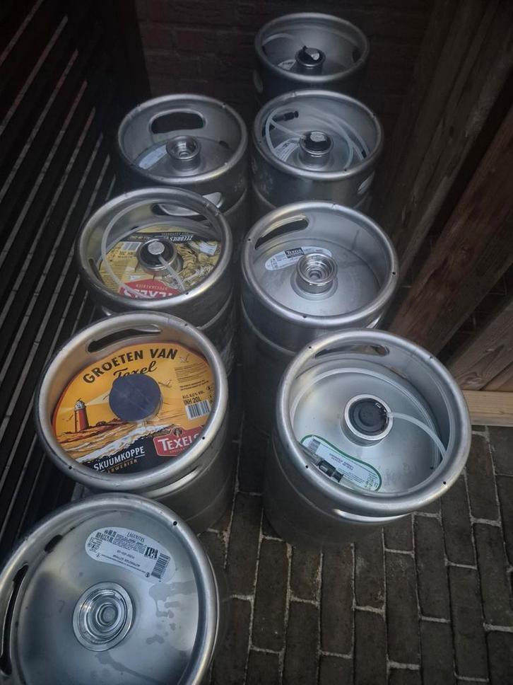 Partij van 8 Bierfusten!! Nieuw en aangebroken!! BIERFUST!!, Diversen, Rommelmarktspullen, Gebruikt, Ophalen