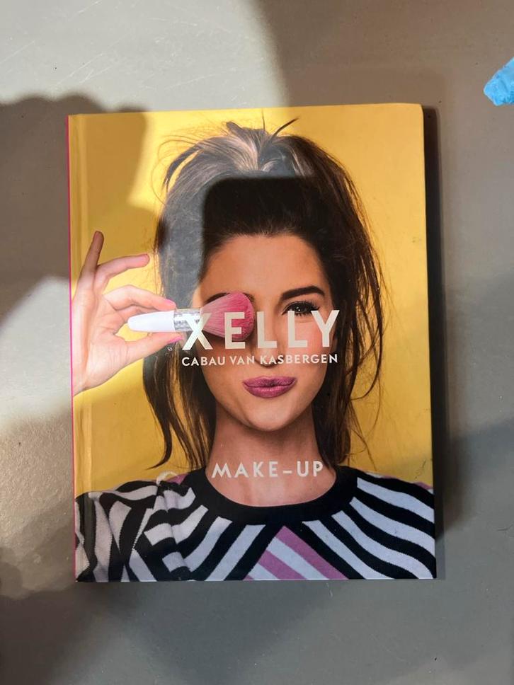 Xelly Cabau van Kasbergen Make-Up Boek, Boeken, Hobby en Vrije tijd, Zo goed als nieuw, Overige onderwerpen, Ophalen of Verzenden
