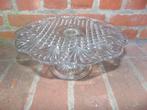 Oude taartschotel op voet 27 cm, Gebruikt, Ophalen of Verzenden, Overige stijlen, Glas
