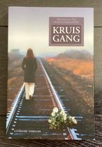Kruisgang - Marianne & Theo Hoogstraaten, Ophalen of Verzenden, Gelezen, Nederland