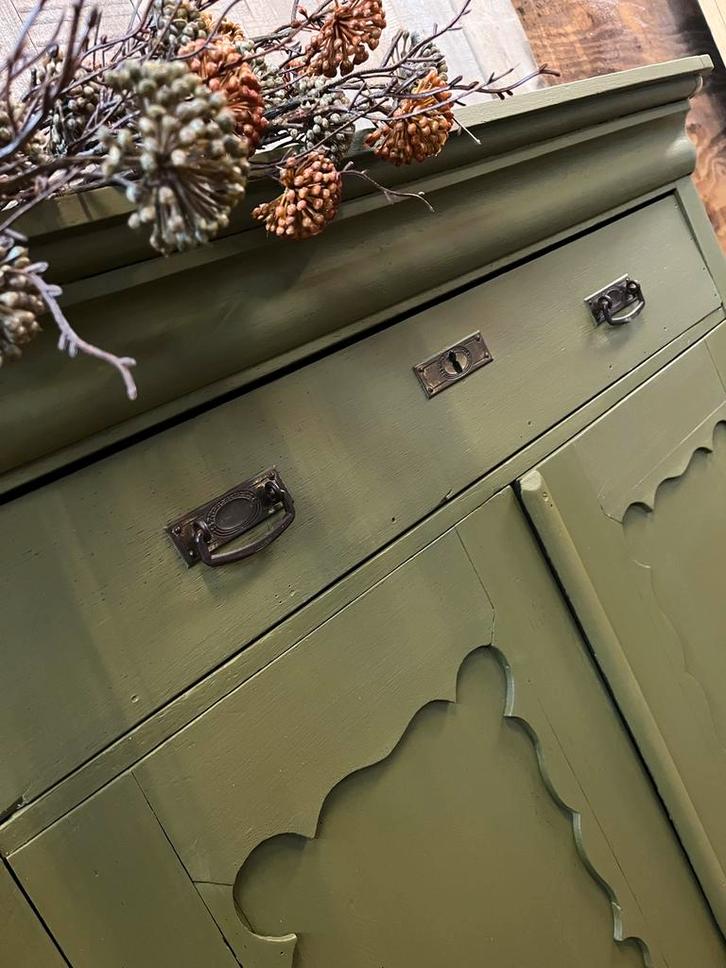 Mos groene biedermeier Meidenkast, Antiek en Kunst, Antiek | Meubels | Kasten, Ophalen