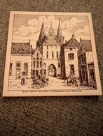 Vintage Tegel - Gezicht op de Poelpoort, Groningen, Antiek en Kunst, Antiek | Wandborden en Tegels, Ophalen of Verzenden