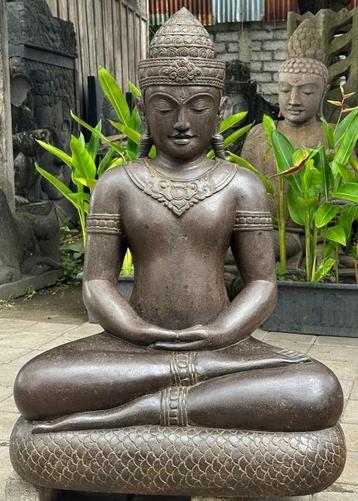 Khmer Boeddha Tuinbeeld Handgemaakt van Lavasteen 100cm