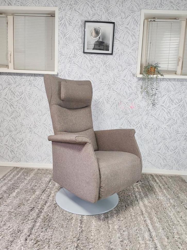 Prominent Wilson design relax fauteuil handmatig, Huis en Inrichting, Fauteuils, Zo goed als nieuw, Stof, 50 tot 75 cm, Minder dan 75 cm