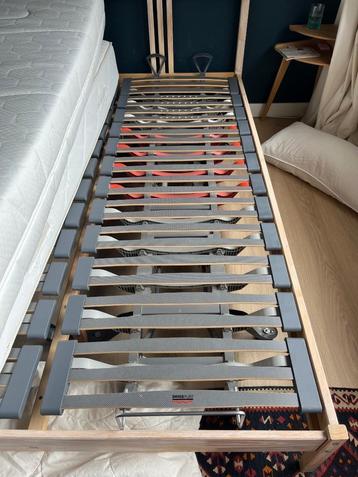 GRATIS / Swissflex 1 x 70 x 200 bed, elektrisch verstelbaar beschikbaar voor biedingen