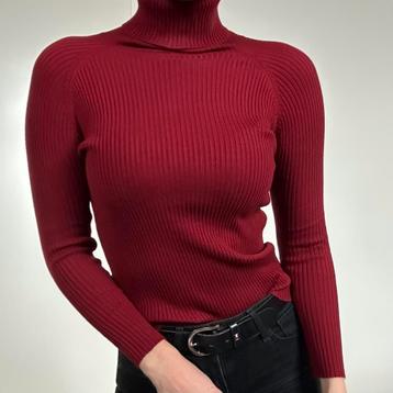 Bordeauxrode coltrui, nieuw, maat S, stretchy & comfortabel beschikbaar voor biedingen