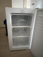 Tomado TFT4801 - Tafelmodel vriezer - 64 liter - 3 lades, Minder dan 85 cm, Minder dan 60 cm, Zo goed als nieuw, Vrijstaand