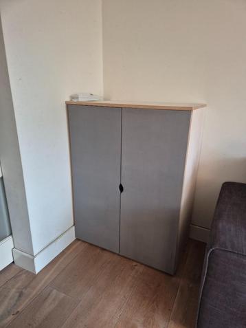Houten kast met deuren (op maat gemaakt) 106 x 82 x 48