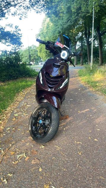 Piaggio zip 150cc ac - Custom - BROM 2008 - full option beschikbaar voor biedingen
