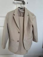 Beige pak voor jongens, Ophalen of Verzenden, Zo goed als nieuw, Beige