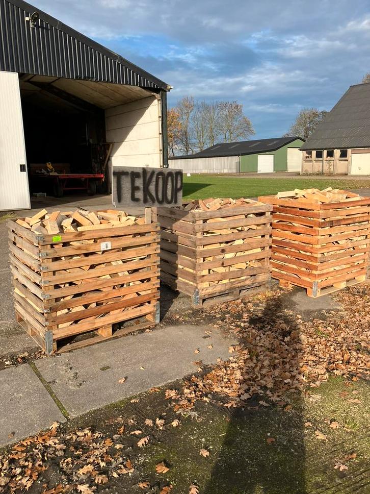 Te koop : haardhout , gezaagd , grenenhout , kist, Tuin en Terras, Haardhout, Essenhout, Minder dan 3 m³, Ophalen